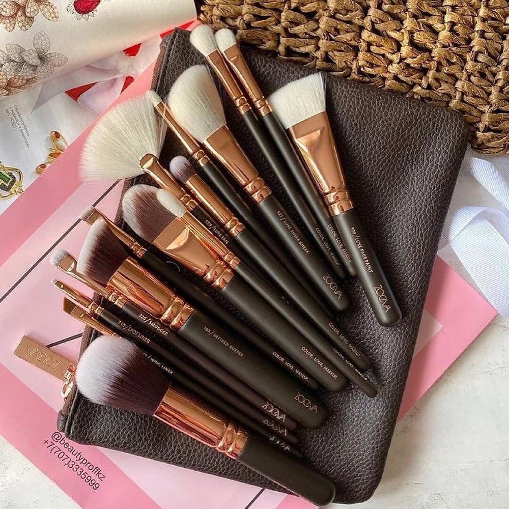 Zoeva 15 Piece Makeup Brushes Set With Pouch - Cosmetic Product Designed For Face Care And Daily Makeup Routine (Random Color)
