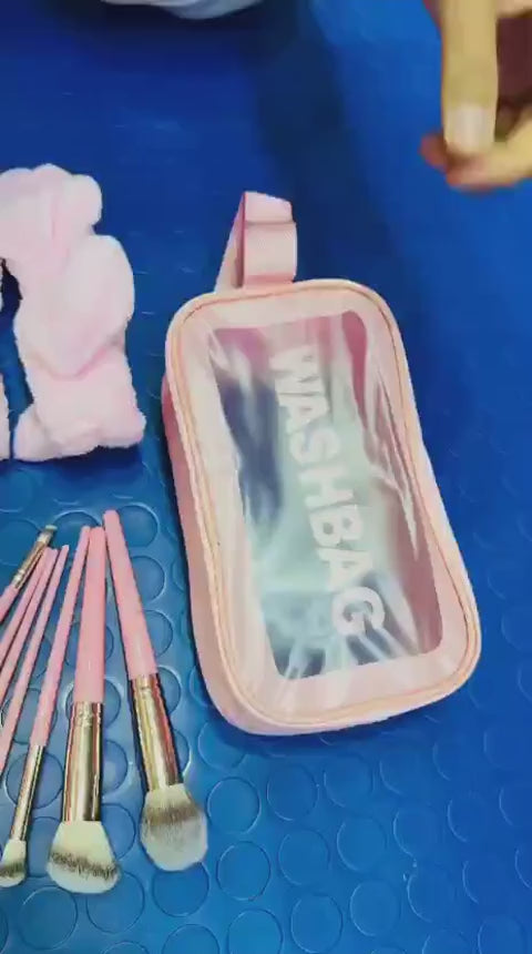 Load video: Multipurpose Travel Beauty Kit – Beauty Blenders, Makeup Brushes &amp; Accessories